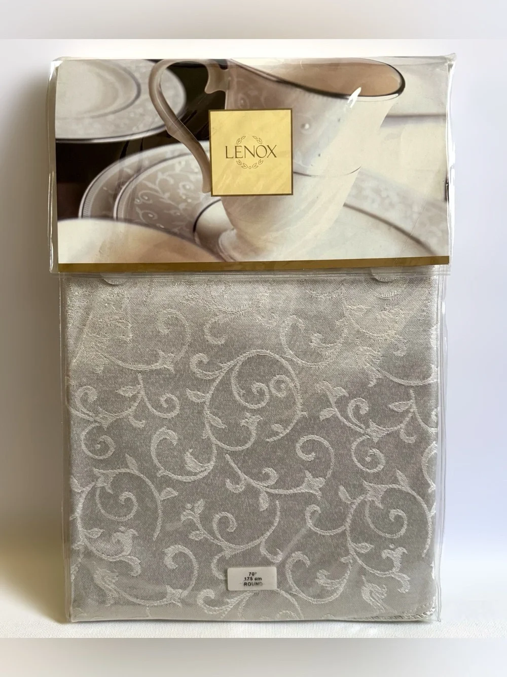 Lenox Tablecloth Opal Innocence 70 Inch Round Ivory Damask Scroll New